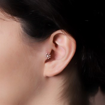 PiercingHelix Altın Piercing – İnci ve Taşlı Kar Tanesi - Penna Jewels